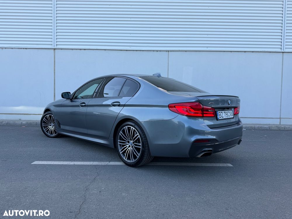 BMW Seria 5 540i xDrive AT - 7