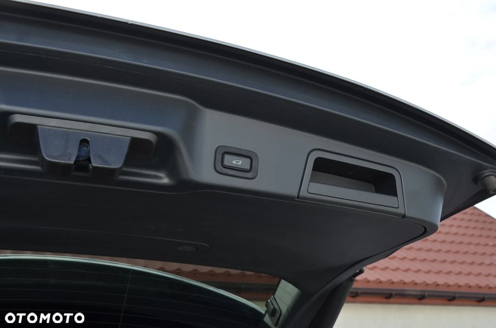Land Rover Range Rover Evoque D180 R-Dynamic SE - 27