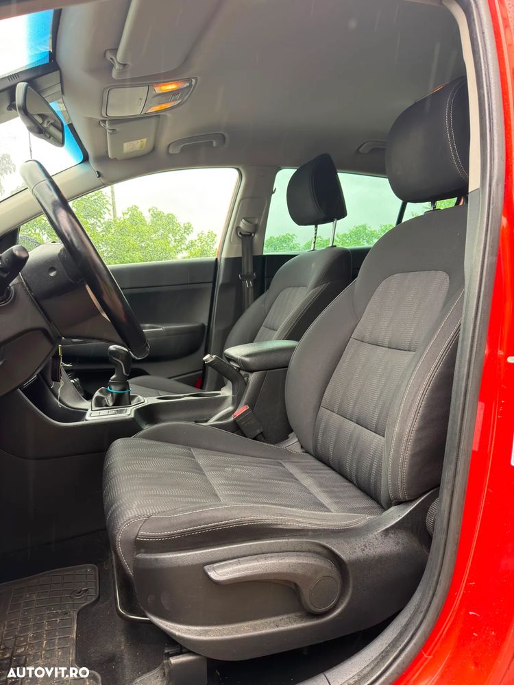 Kia Sportage 1.6 GDI 6MT 4x2 Classic - 12
