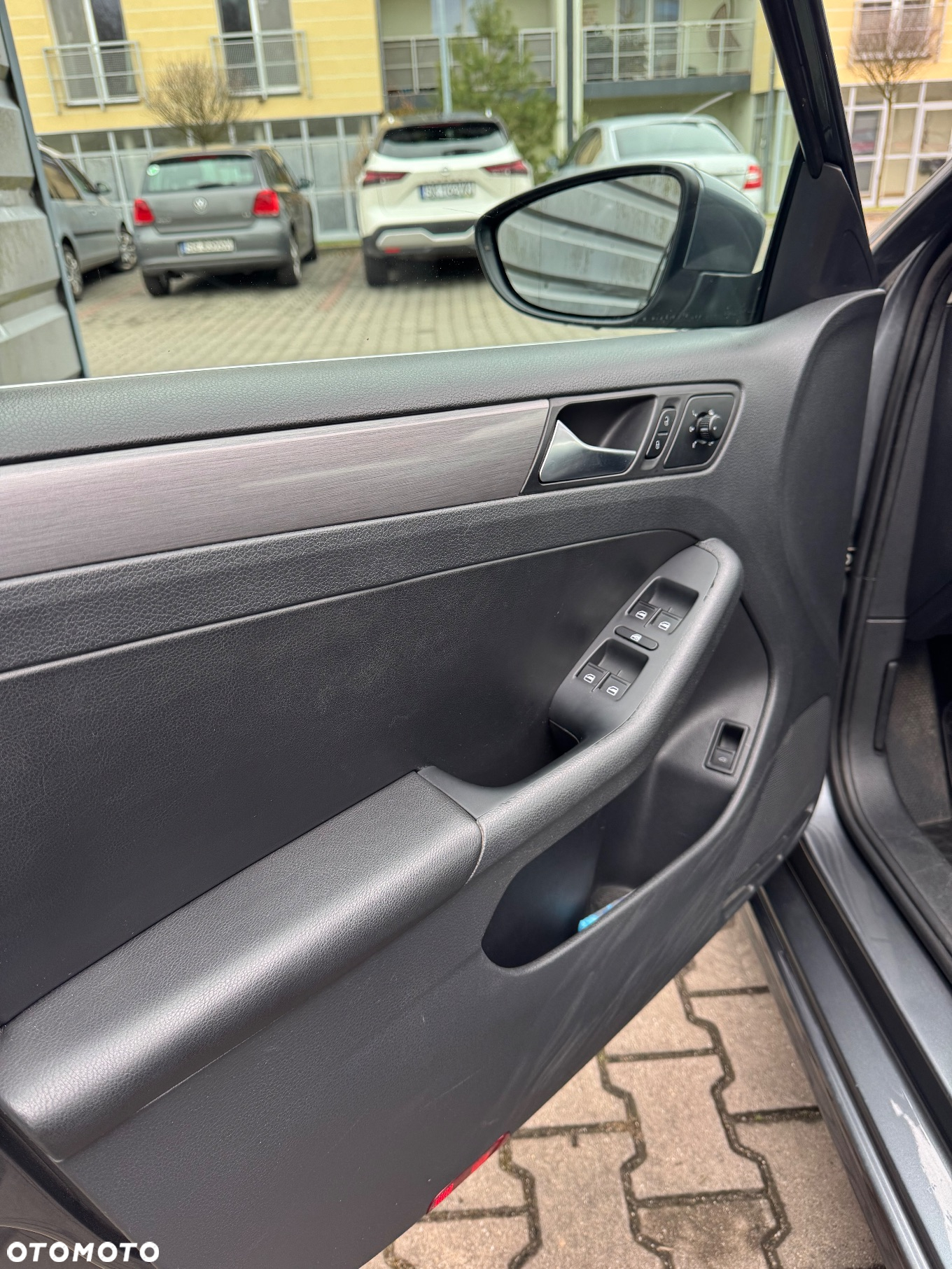 Volkswagen Jetta - 13