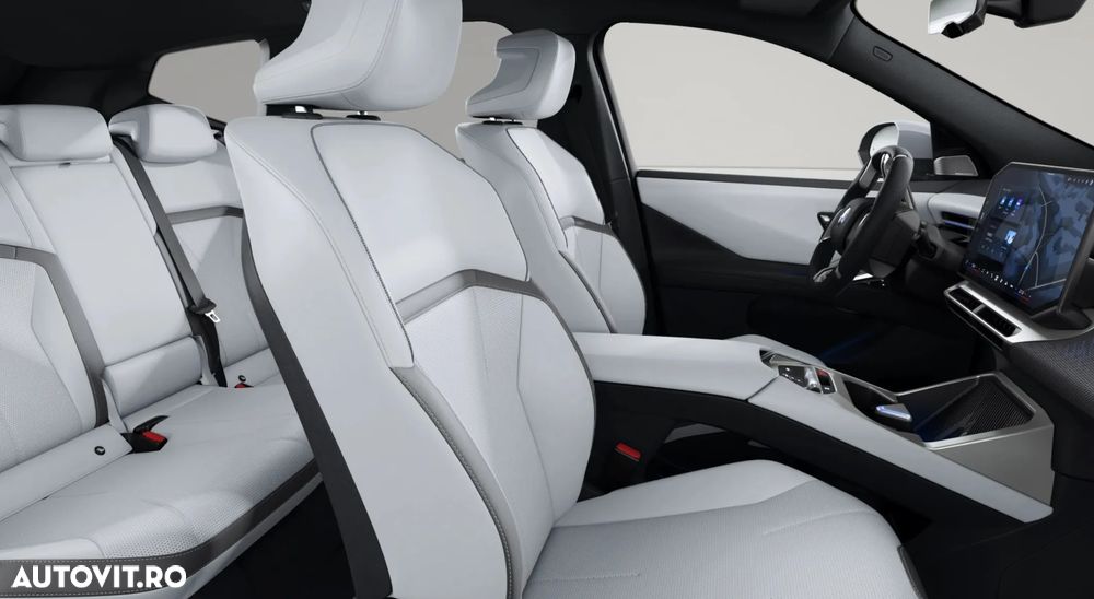 BMW iX3 50 xDrive - 10