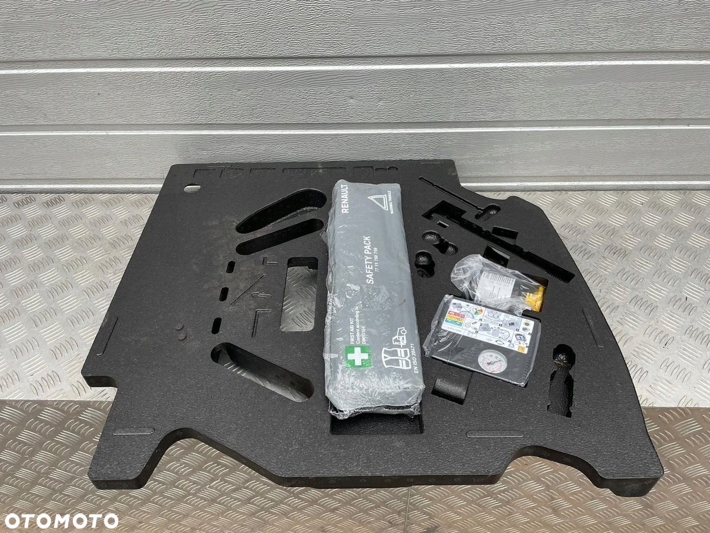 RENAULT CLIO V E-TECH STYROPIAN KOMPRESOR HYBRYDA ZESTAW NAPRAWCZY - 1
