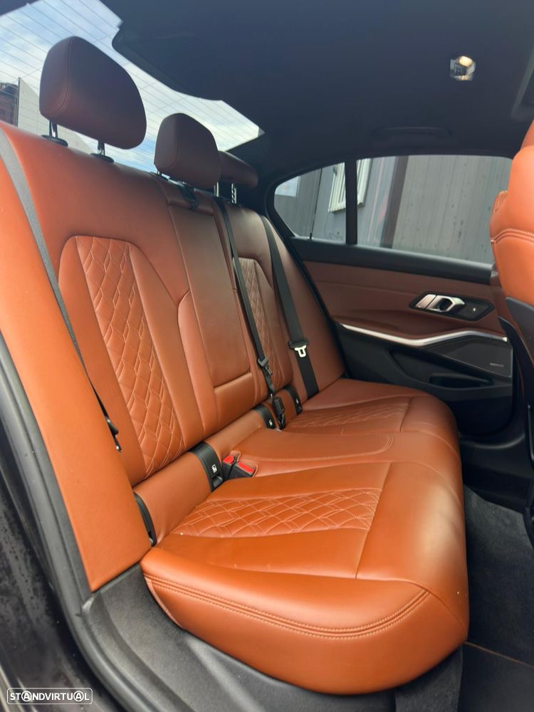 BMW 330 e Aut. Luxury Line - 33