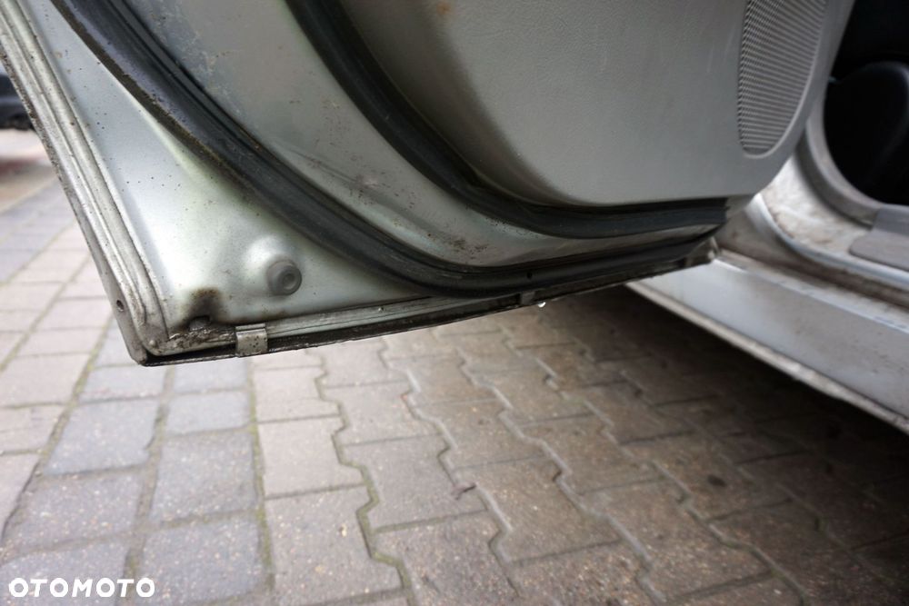 DRZWI TYLNE LEWE FORESTER II SG 01G  SREBRNY SUBARU 2002-2006 - 13