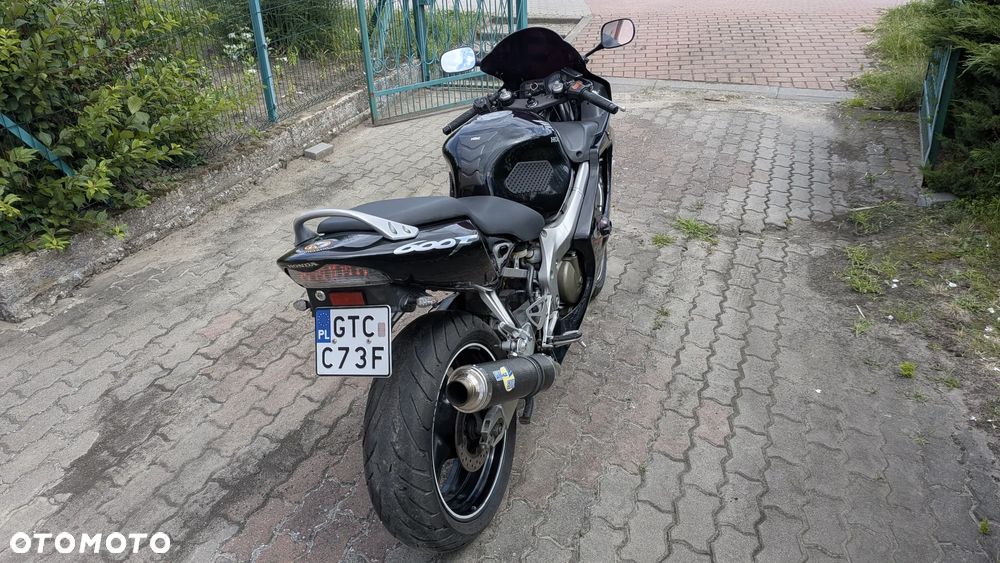 Honda CBR - 22