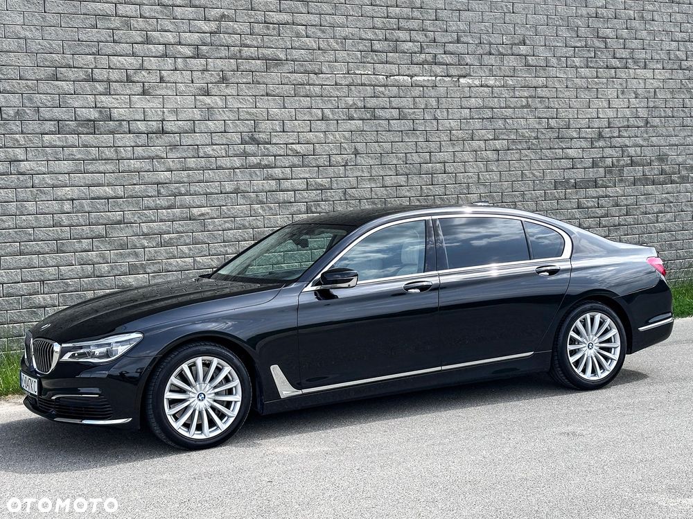 BMW Seria 7 750Li Edition Exclusive - 5