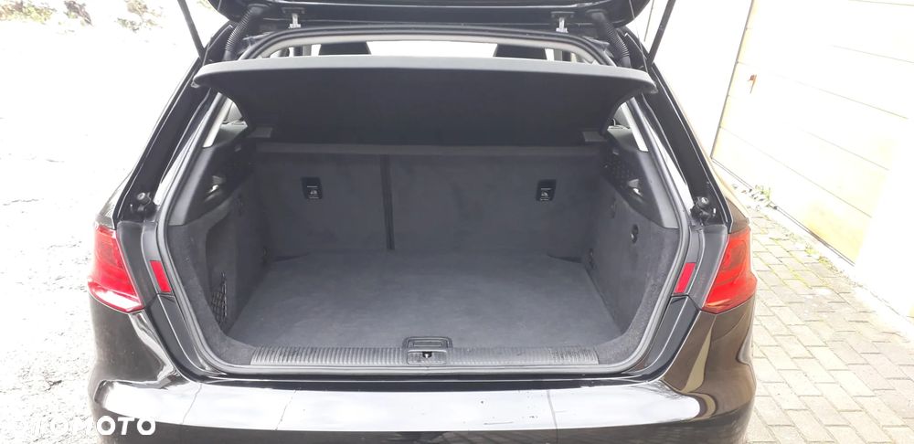 Audi A3 Sportback 2.0 TDI (clean diesel) quattro Ambiente - 27