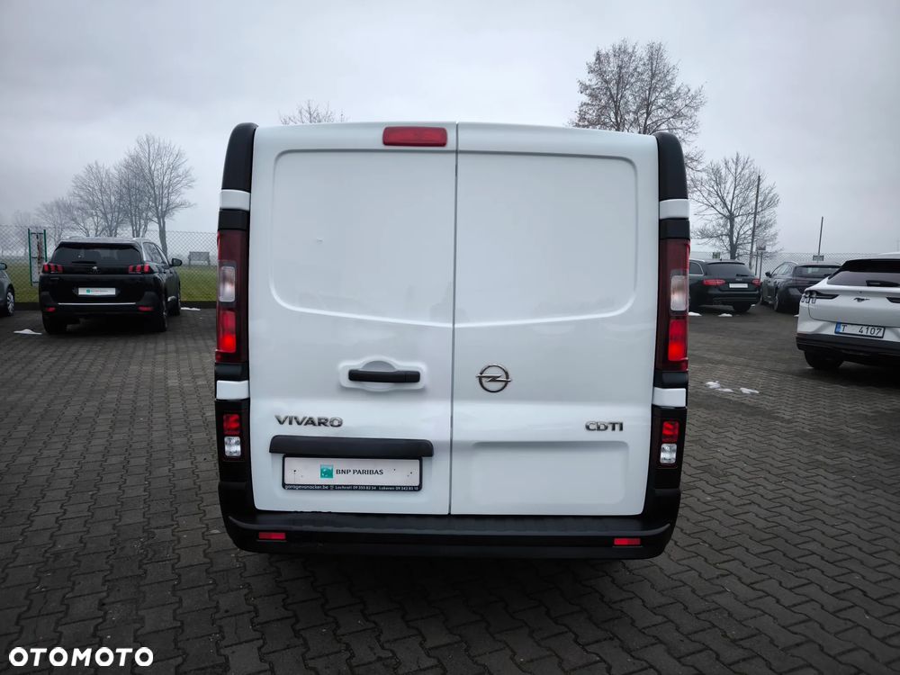 Opel Vivaro - 4