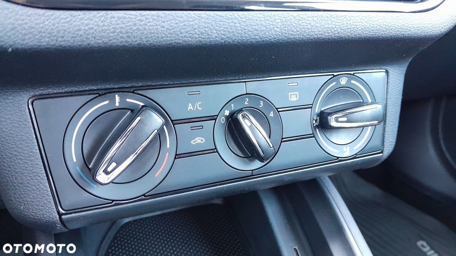 Skoda Kamiq 1.0 TSI Active - 20