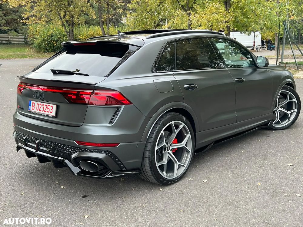 Audi Q8 - 2