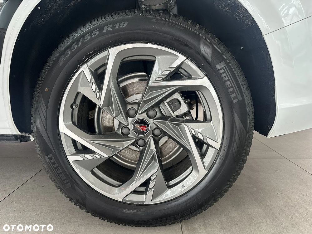 Hongqi HS3 1.5T FWD - 6