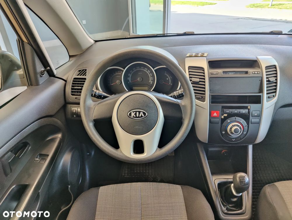 Kia Venga 1.4 S - 13