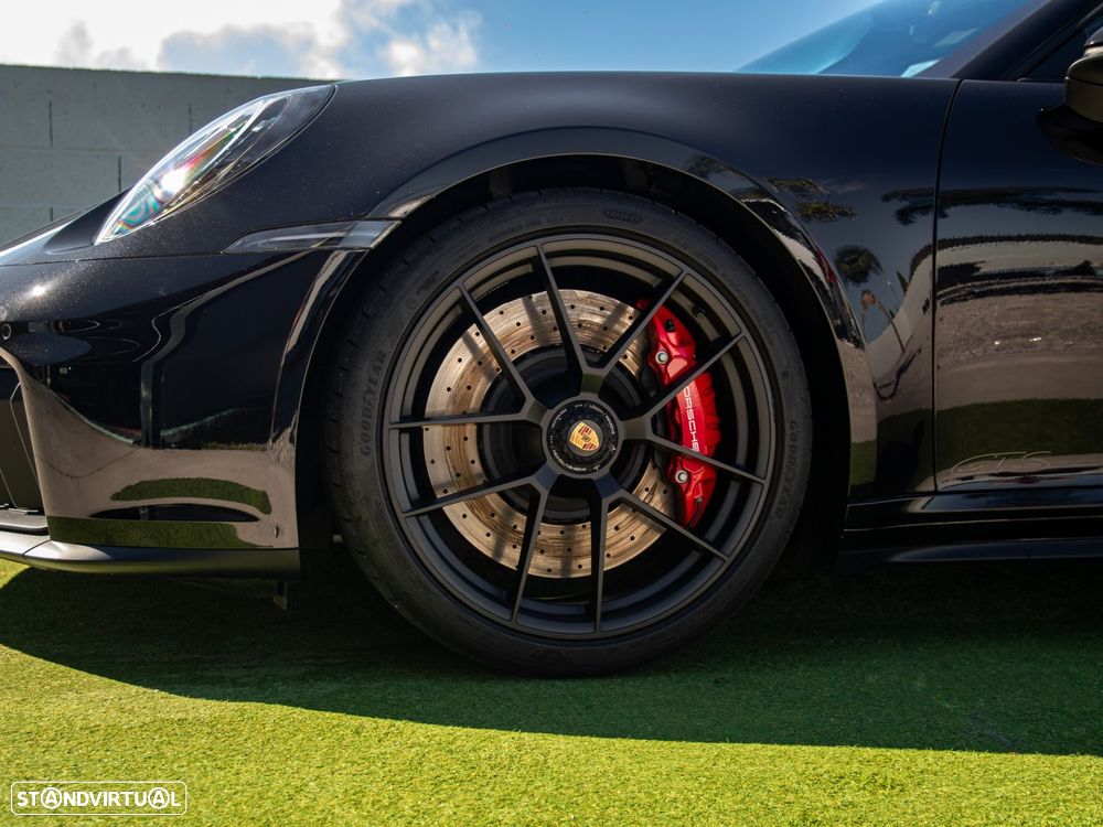 Porsche 911 (992) Carrera GTS - 17