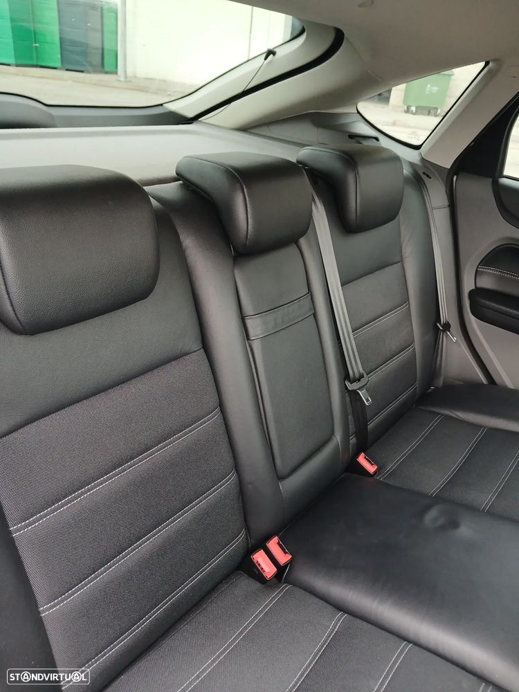 Ford Focus 1.6 TDCi Titanium - 6