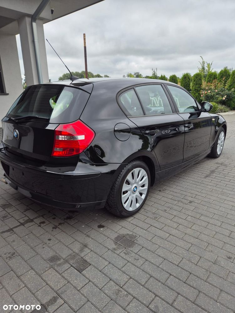 BMW Seria 1 116i - 6