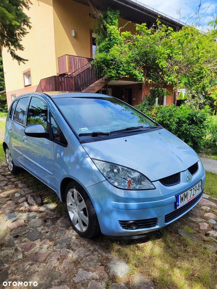Mitsubishi Colt 1.5 Invite - 1