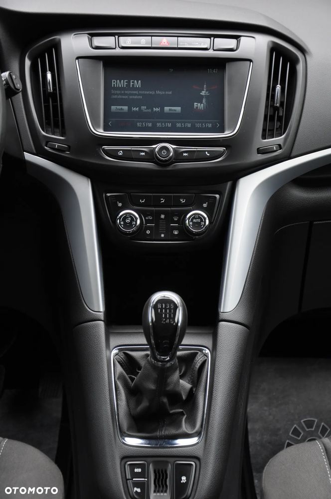 Opel Zafira 2.0 D (CDTI ecoFLEX) Start/Stop Innovation - 26