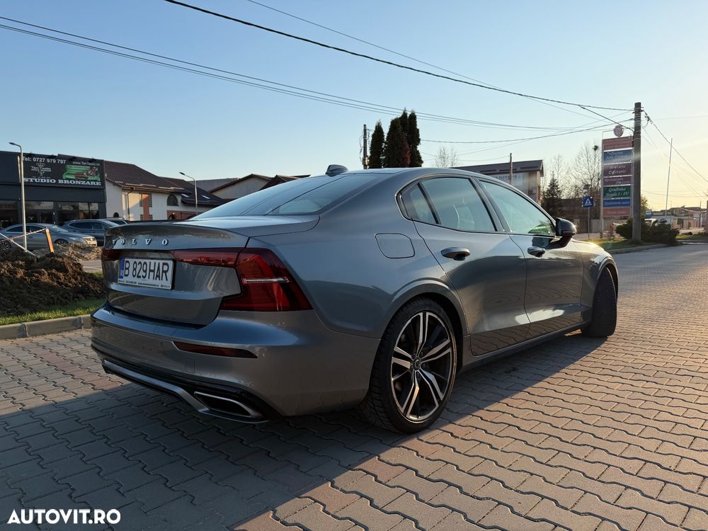 Volvo S60 T4 R-Design - 7