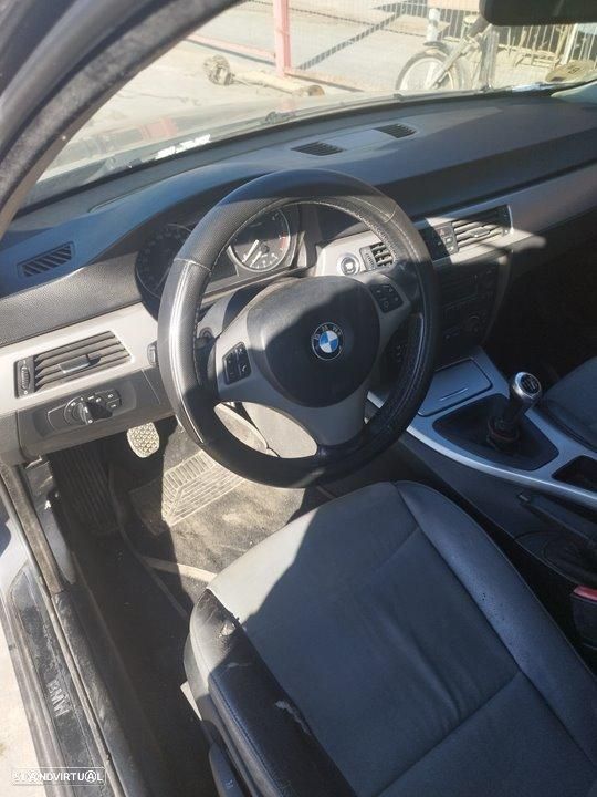 FAROL DIREITO BMW SERIE 3 BERLINA E90 - 9