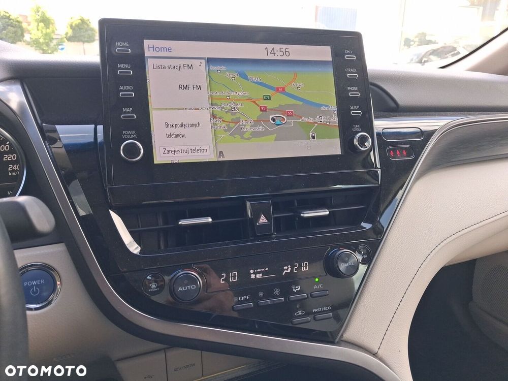 Toyota Camry 2.5 Hybrid Executive CVT - 25