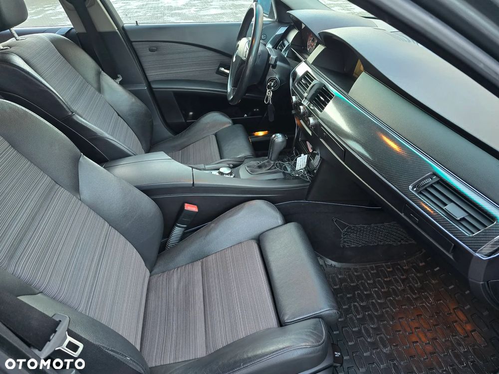 BMW Seria 5 - 30