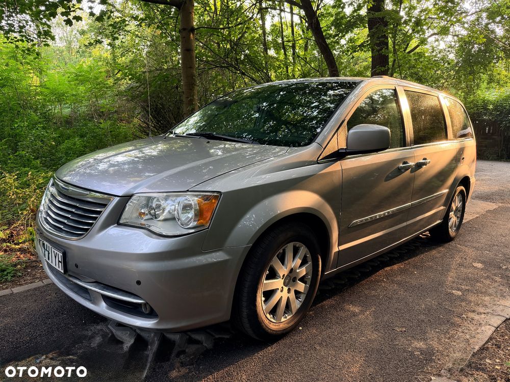 Chrysler Town & Country 3.6 Touring - 1
