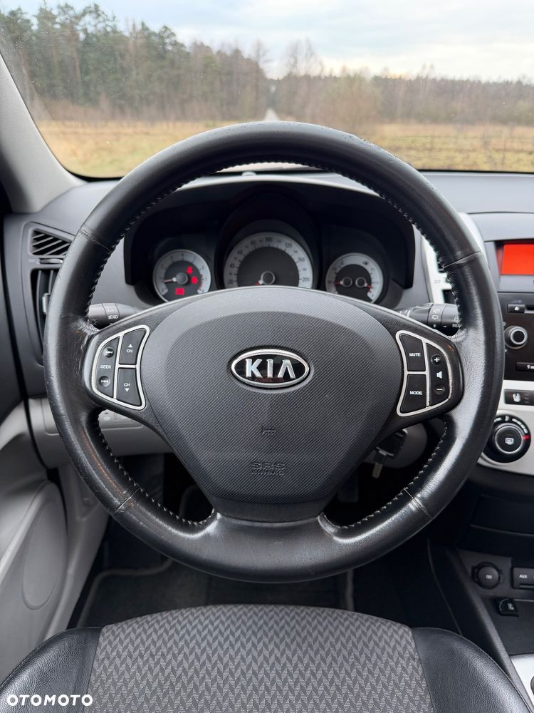 Kia Ceed 2.0 CVVT Spirit - 16