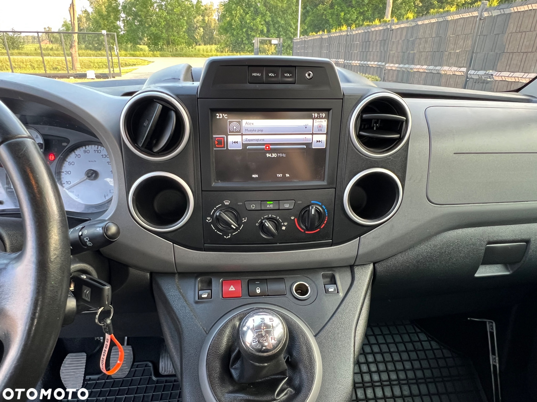 Citroën Berlingo Multispace BlueHDi 100 FEEL - 24