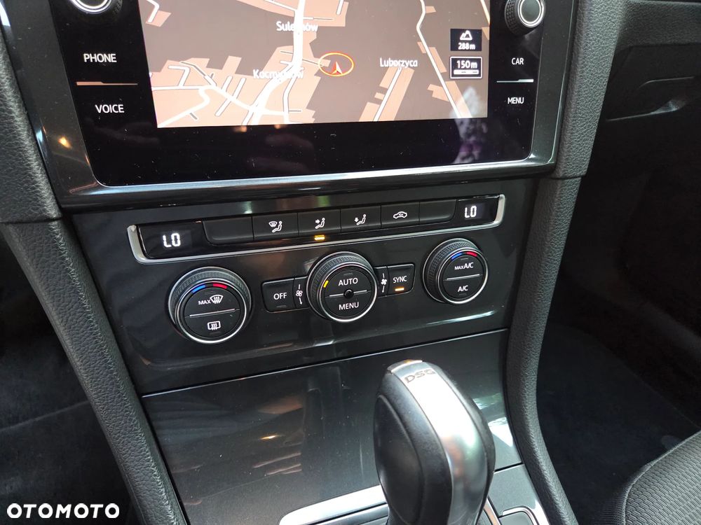 Volkswagen Golf Variant - 19