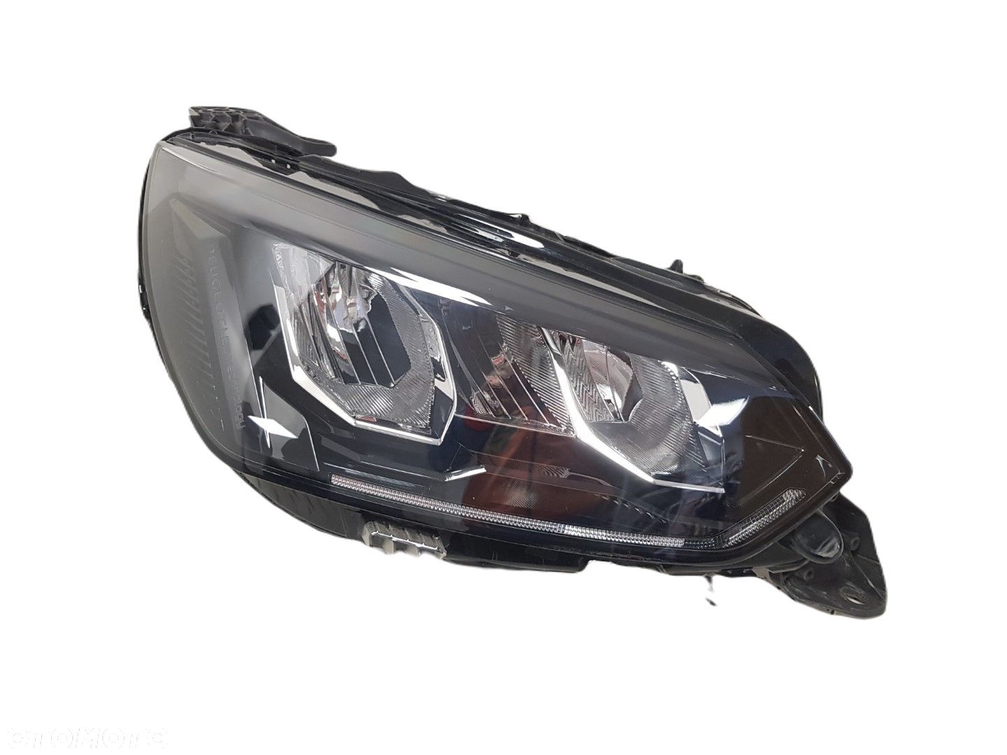 PEUGEOT 208 II 2008 II 2019- LED LAMPA PRAWA PRZEDNIA PRZÓD EUROPA 73312206 9833036180 - 1