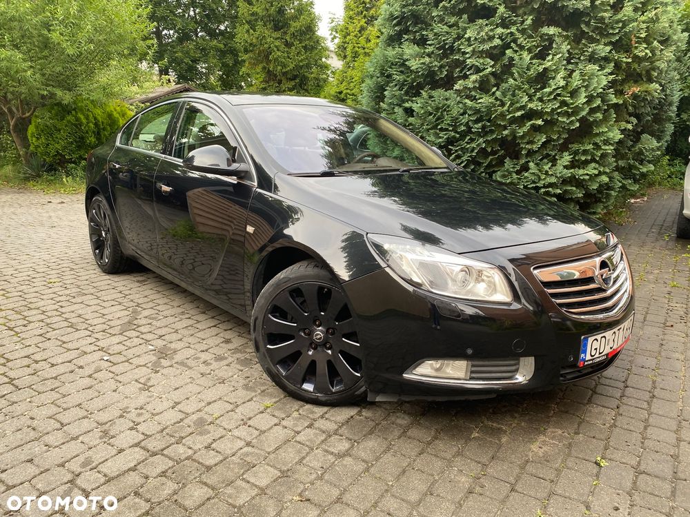 Opel Insignia - 1