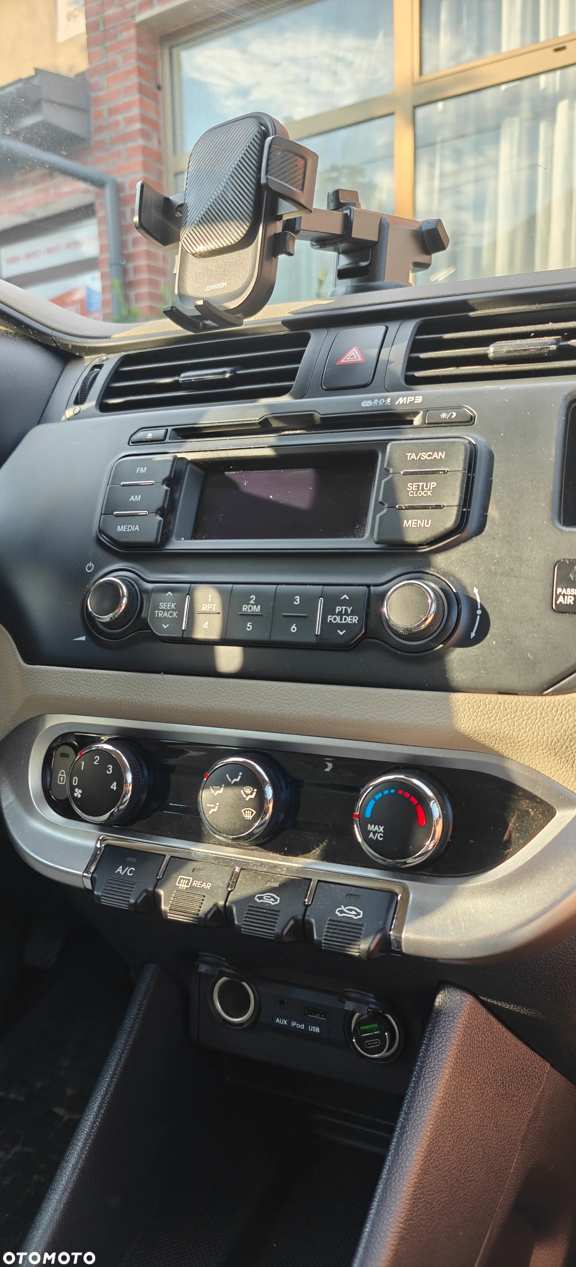 Kia Rio 1.2 XL - 7