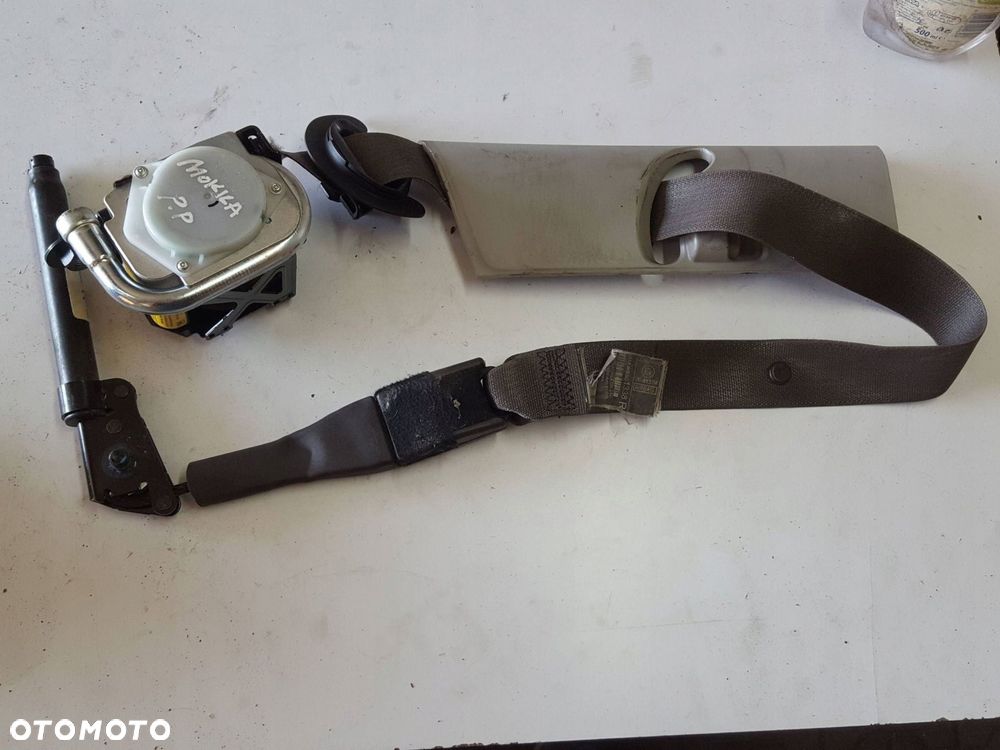 OPEL MOKKA I A 12-16r NAPINACZ PAS BEZPIECZEŃSTWA PRAWY PRZÓD BRĄZOWY