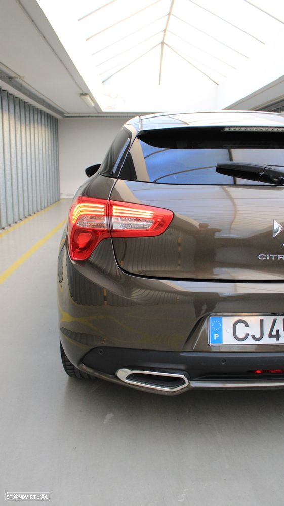 Citroën DS5 e-HDi 115 EGS6 SoChic - 51