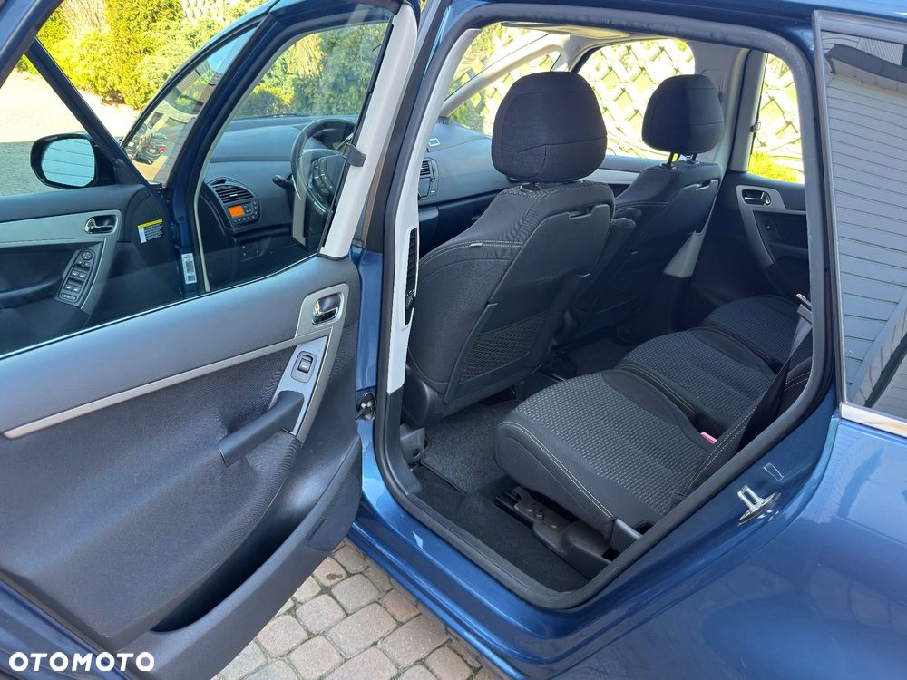 Citroën C4 Picasso - 10