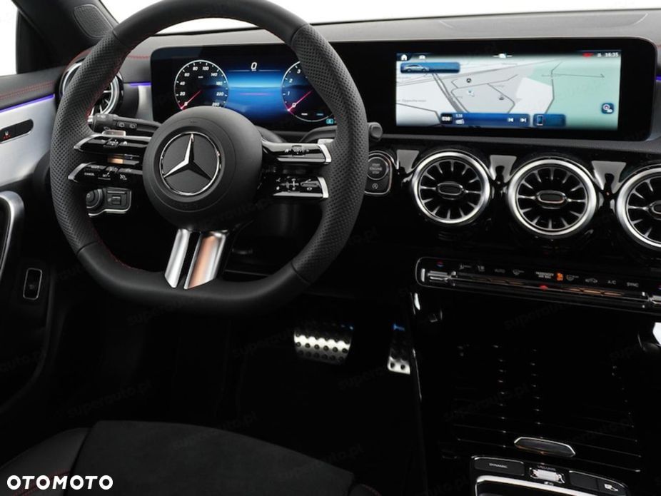 Mercedes-Benz CLA 200 mHEV AMG Line 7G-DCT - 11