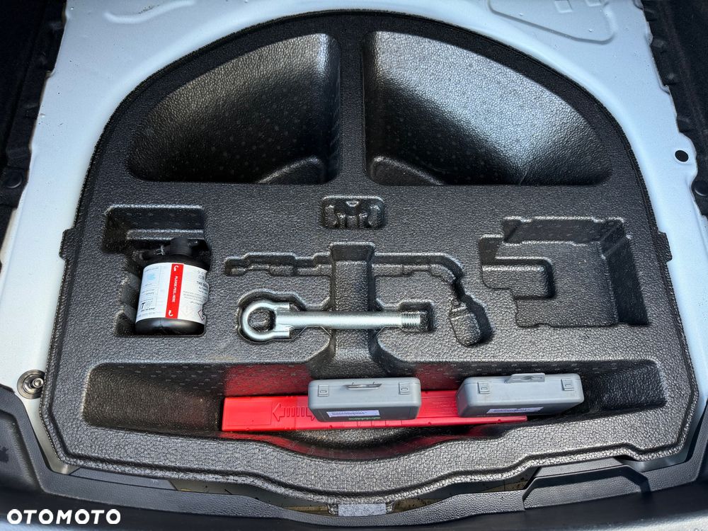 Toyota Corolla 1.8 Hybrid GPF Comfort - 29