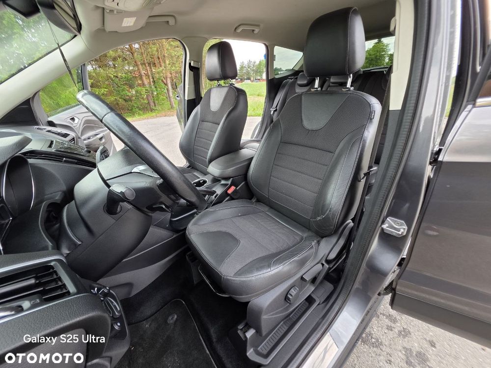 Ford Kuga 2.0 TDCi 4x4 Titanium - 18