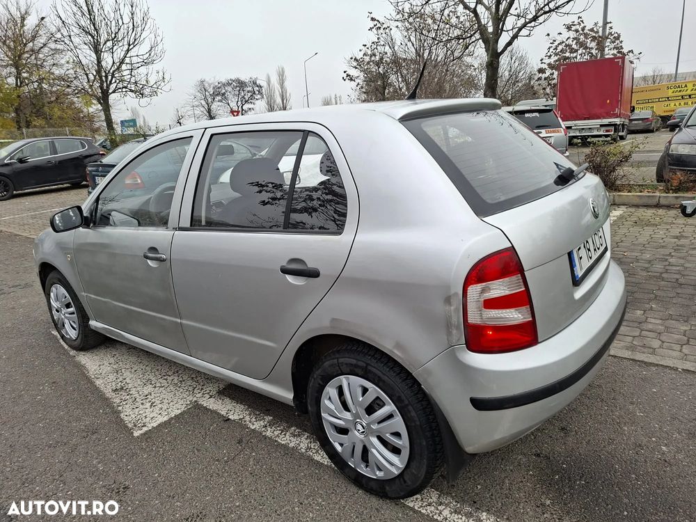 Skoda Fabia - 8