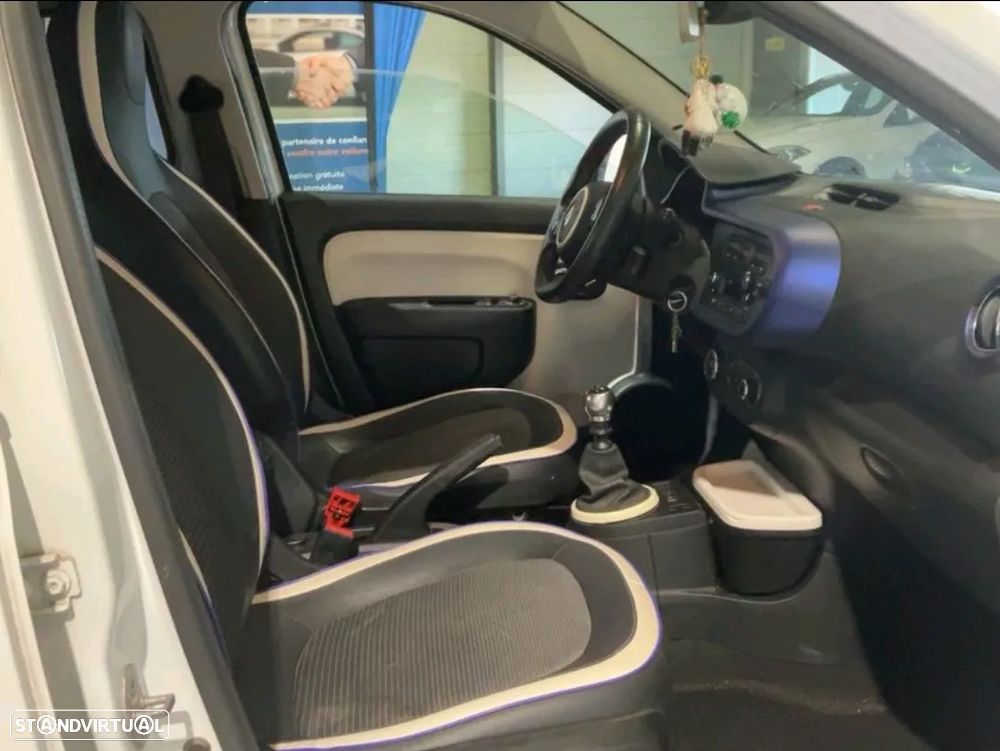 Renault Twingo ENERGY TCe 90 Cosmic - 2