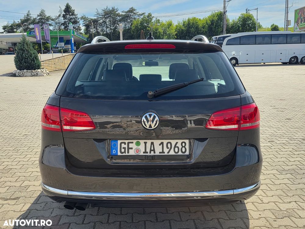 Volkswagen Passat Variant 2.0 TDI Blue TDI DSG Highline - 20