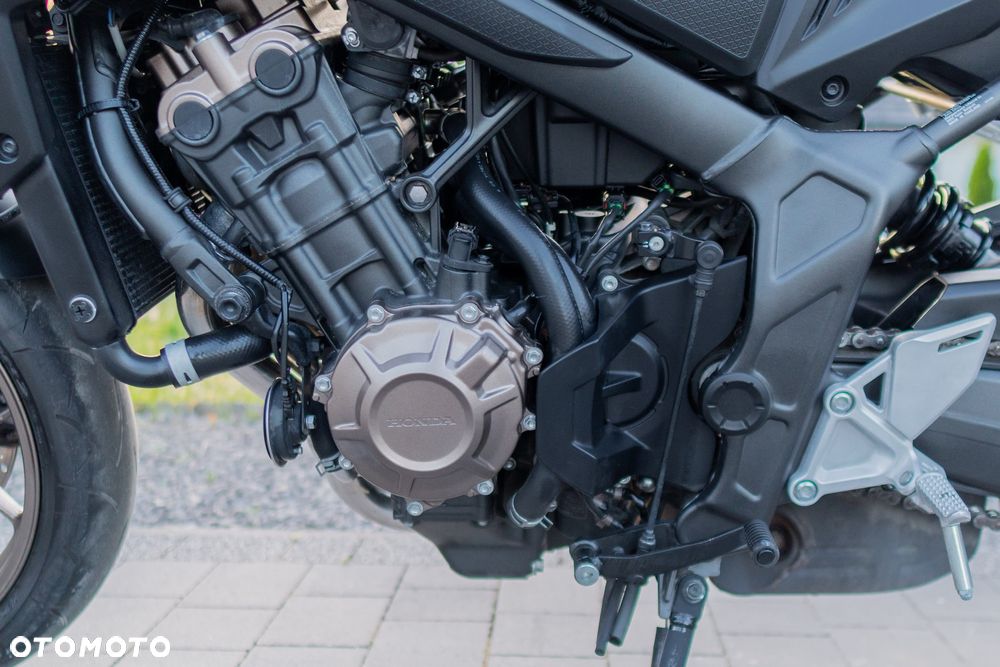 Honda CB - 28