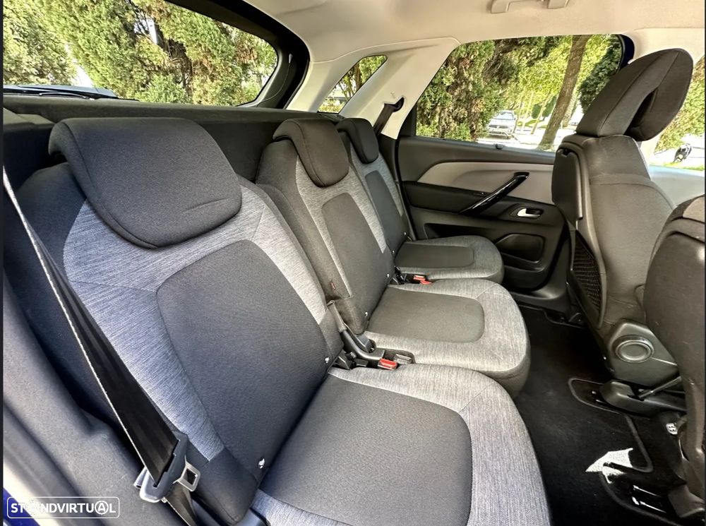Citroën C4 Picasso PureTech 130 Stop&Start EAT6 SHINE - 6