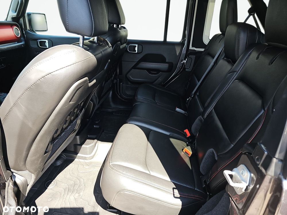 Jeep Wrangler Unlimited GME 2.0 Turbo Rubicon - 26