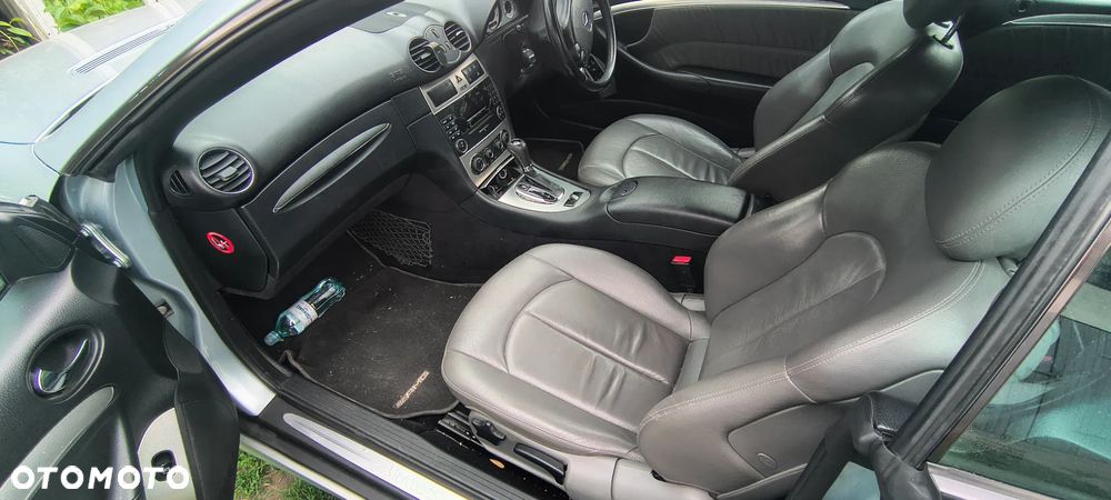 Mercedes-Benz CLK 280 7G-TRONIC Avantgarde Sport Edition - 22