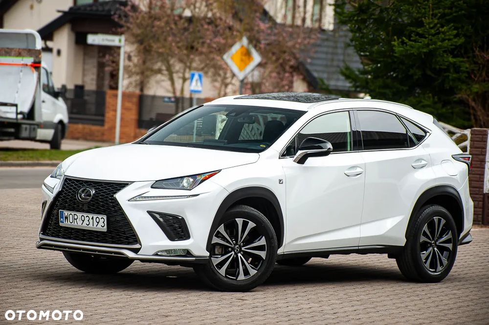 Lexus NX 300 AWD F SPORT - 12