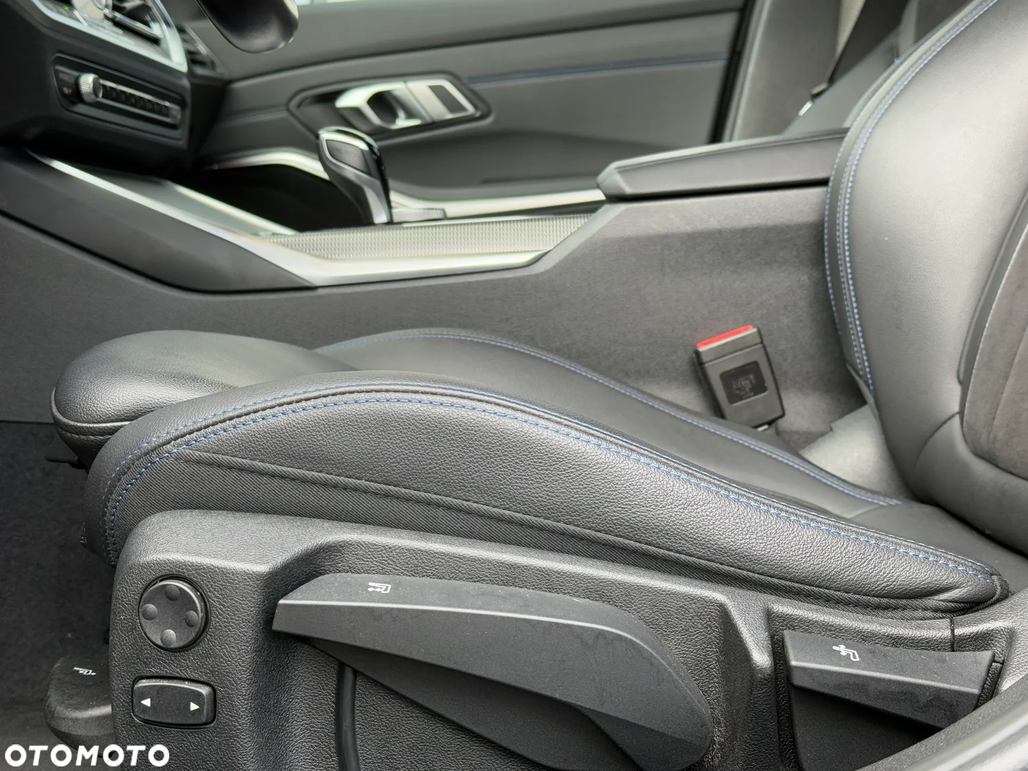BMW Seria 3 320d Touring M Sport - 25