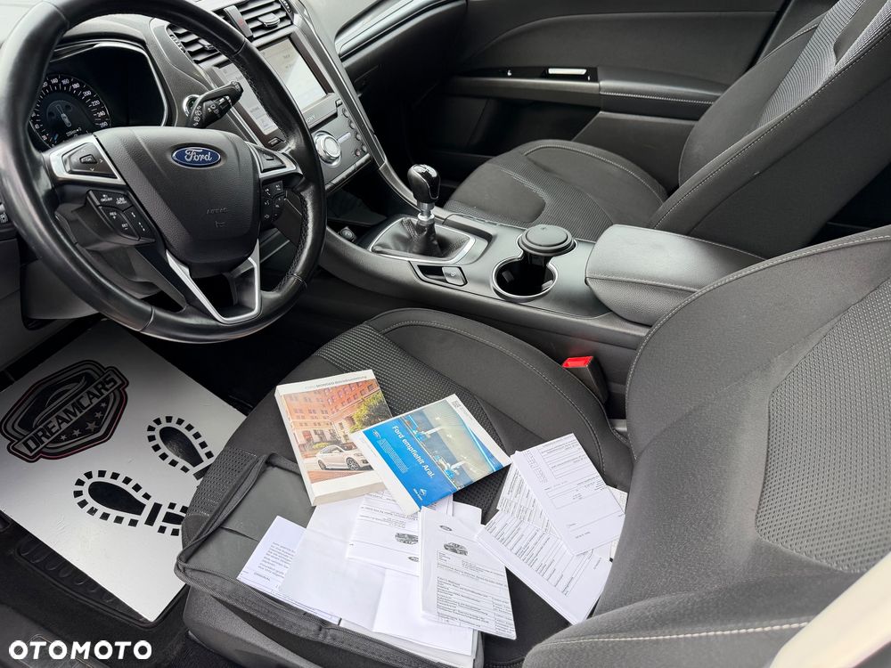 Ford Mondeo - 33