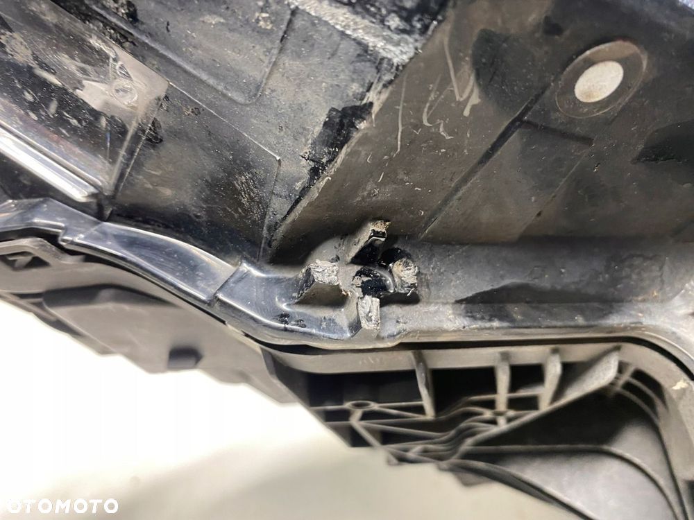 AUDI Q8 RSQ8 LAMPA LEWA PRZÓD LED MATRIX 4M8941035 18- - 12