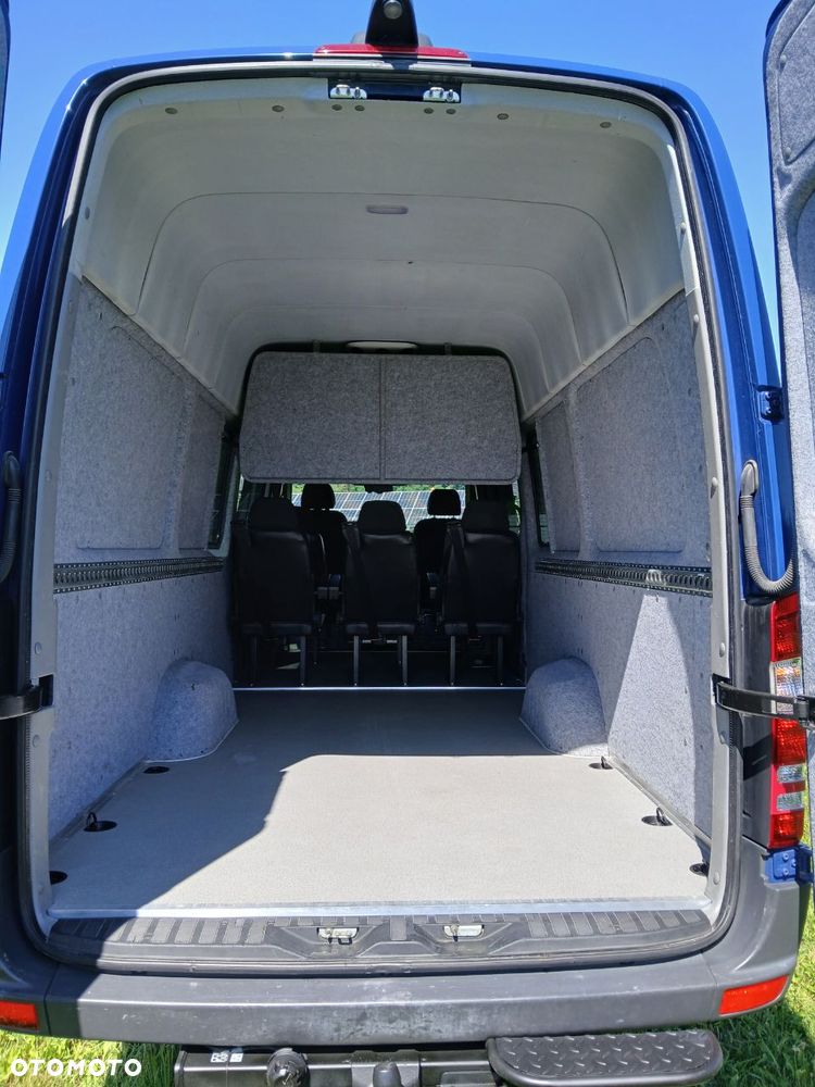 Mercedes-Benz Sprinter - 7